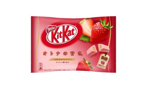 NESTLE Kit Kat Strawberry — вафли с клубничной глазурью