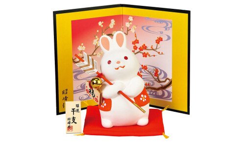 SETO TOGEISHA Rabbit with arrow 2023 Symbol of Year Figurine —  символ года 2023  кролик защитник со стрелой
