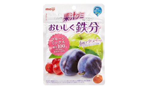 MEIJI Oishiku Tetsubun Prune Mix — жевательные конфеты с железом