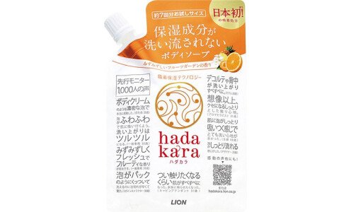 LION Hadakara — гель для душа с технологией удержания влаги на коже, мини-пакет