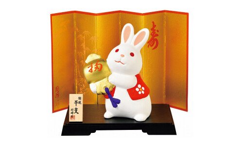 SETO TOGEISHA Rabbit with Magic Hammer (2023 Symbol of Year Figurine) —  символ года 2023  кролик с волшебным молотом